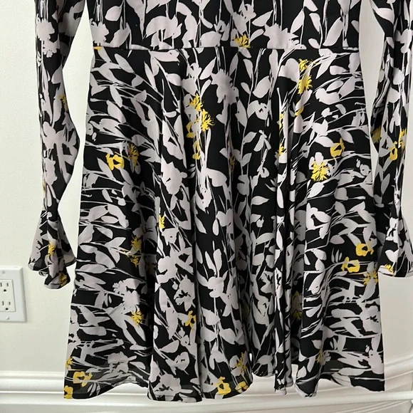 GUESS DRESS - Picture 6 of 7